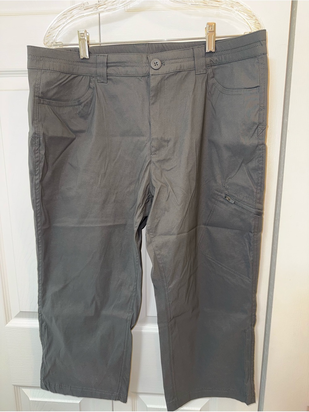 Eddie Bauer Capris